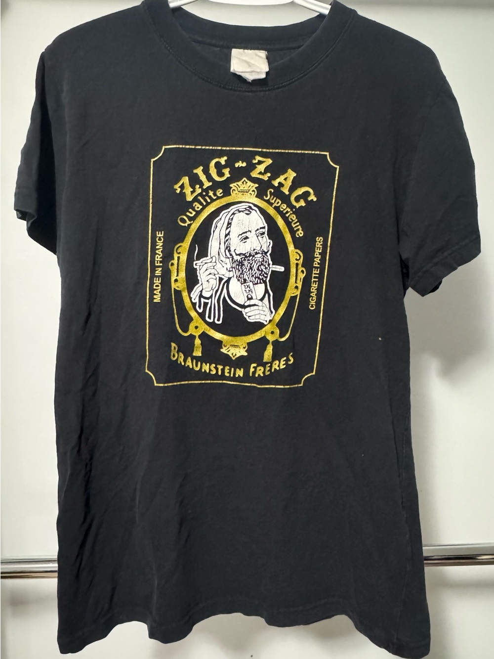 Vintage Zig Zag Rolling Papers T-Shirt